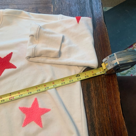 Lou & Grey oversized, cream sweatshirt with pink & red stars. Size L - Picture 9 of 11